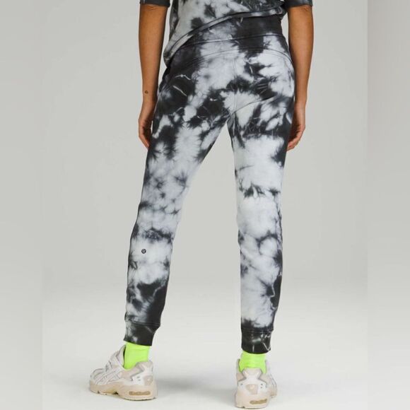 Lululemon Warm Down Jogger *Earth Dye
Earth Dye Stone - Picture 3 of 9